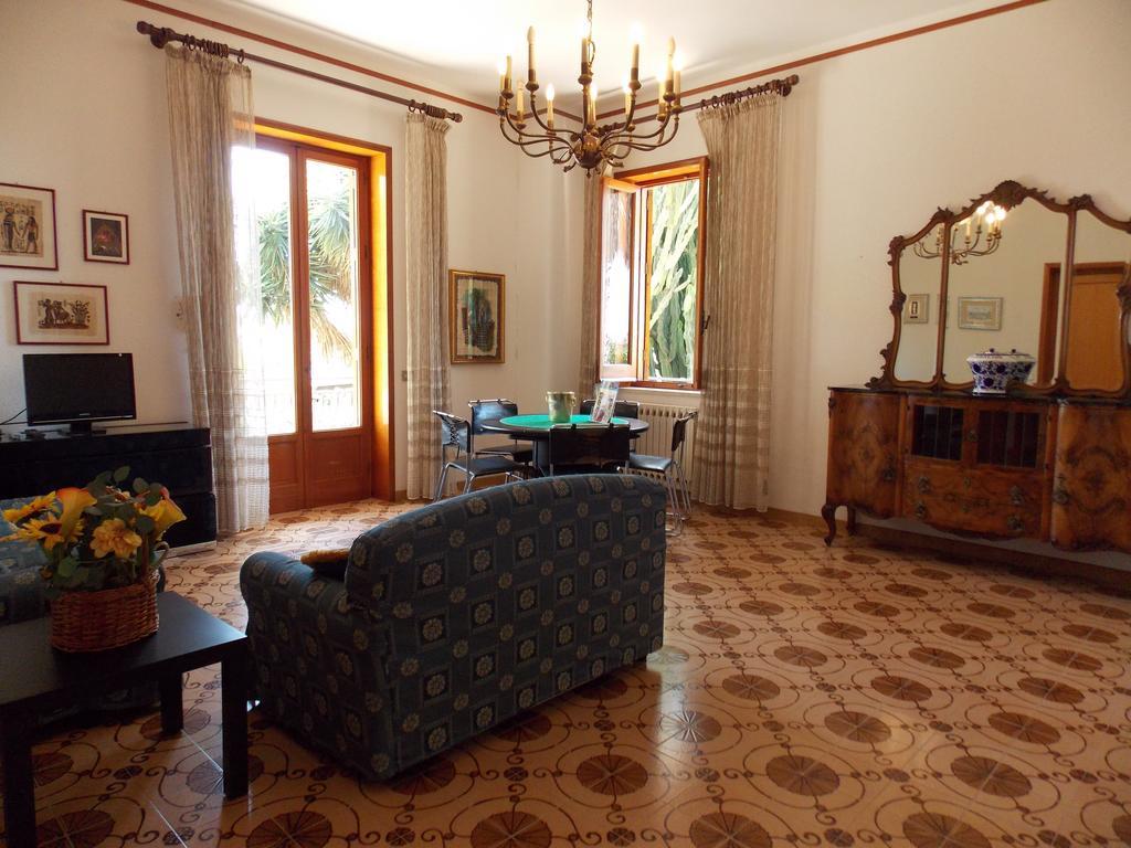 Holiday Home Mediterraneo Марсала Номер фото